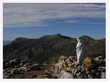 Juanar summit looking W to La Concha ridge * 3648 x 2736 * (3.62MB)